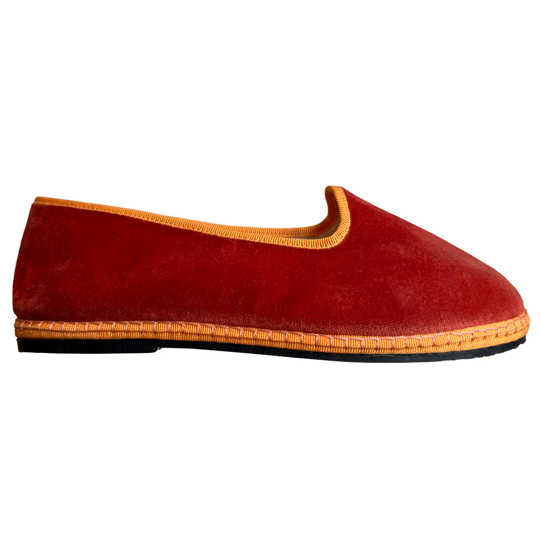 Ambra Friulane in terracotta Italian velvet with amber grosgrain trim, side view